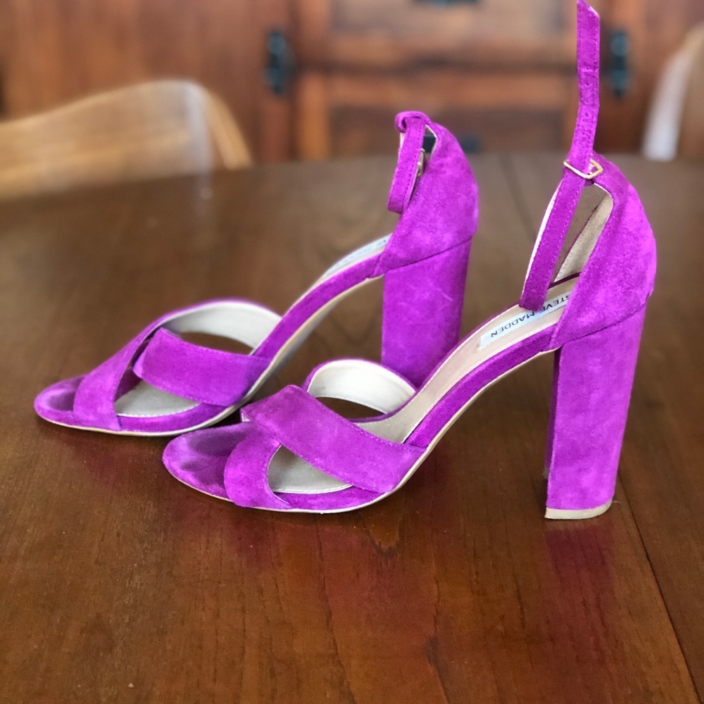 Steve Madden Fuschia Suede Platform Heels